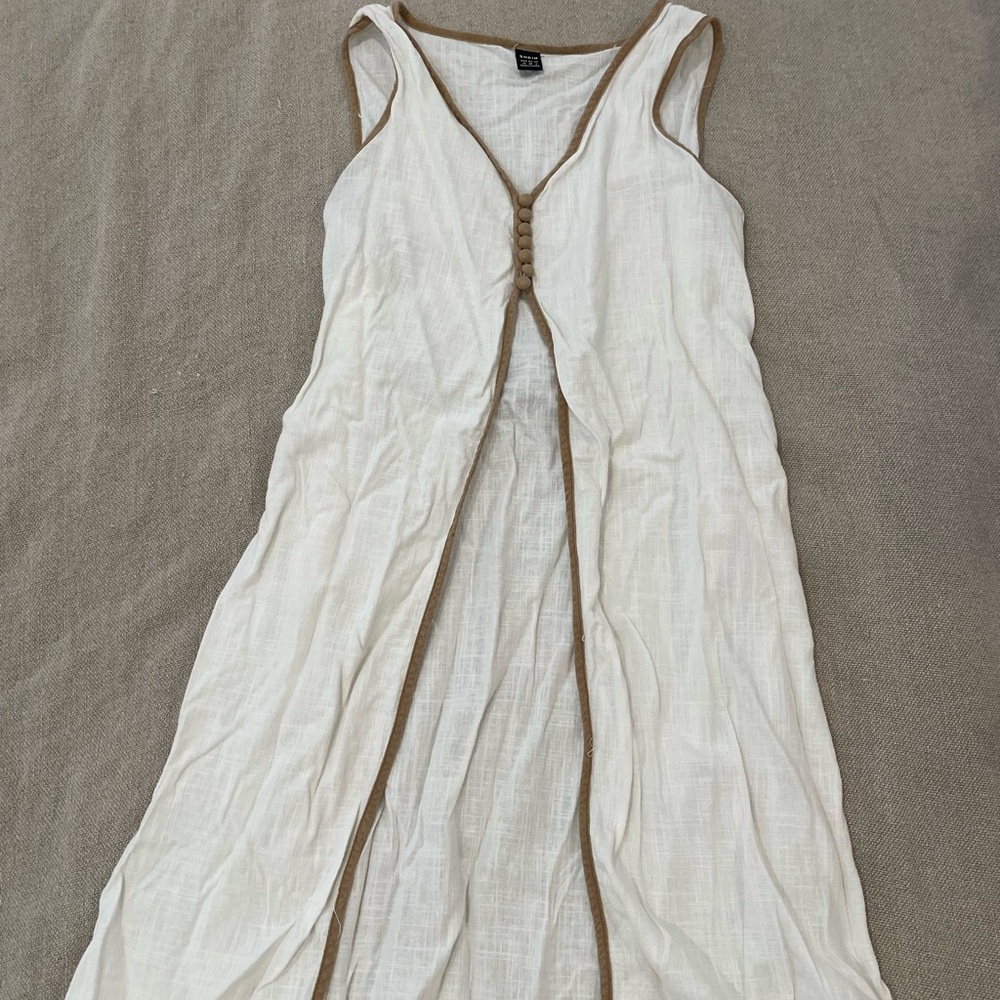 Sleeveless Button-Front Split Top